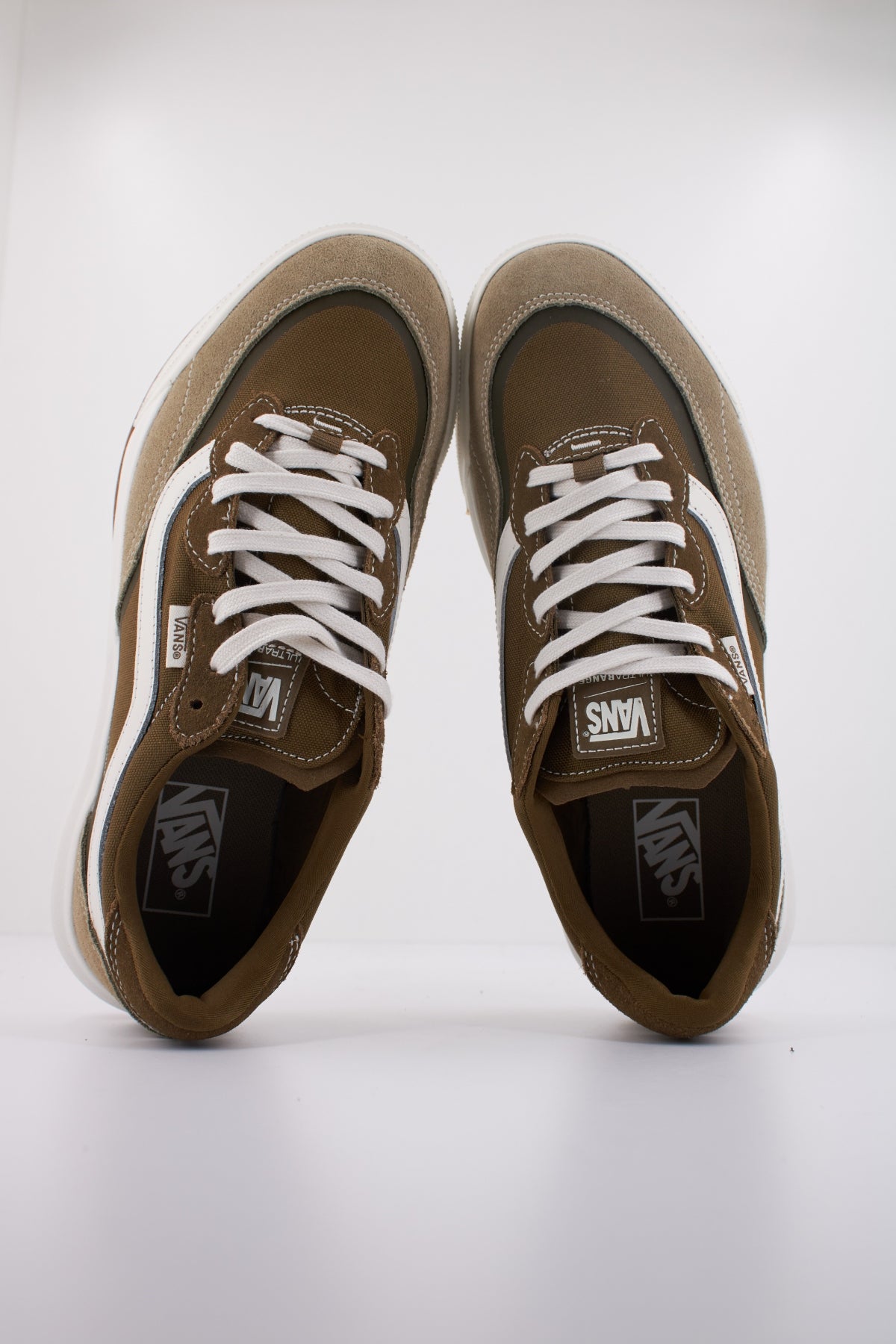 VANS MTE ULTRARANGE . SE en color VERDE (3)