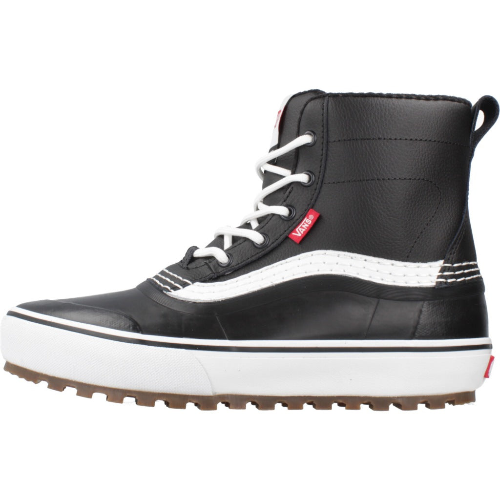VANS MTE STANDARD MID WATERPROOF en color NEGRO (2)