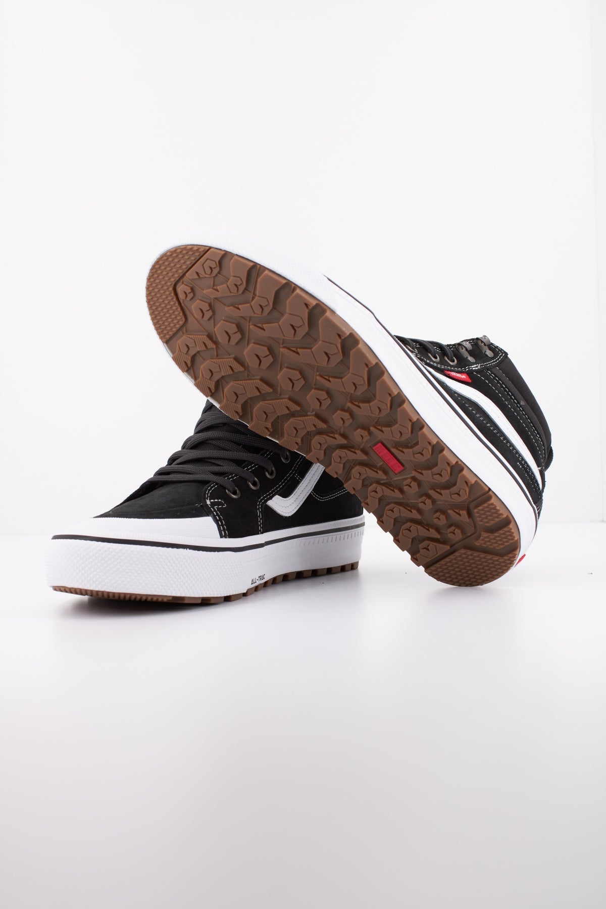 VANS MTE SK-HI WATERPROOF en color NEGRO (4)
