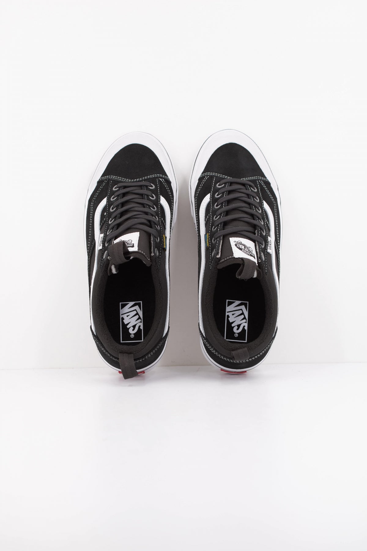 VANS MTE OLD SKOOL WATERPROOF en color NEGRO (5)