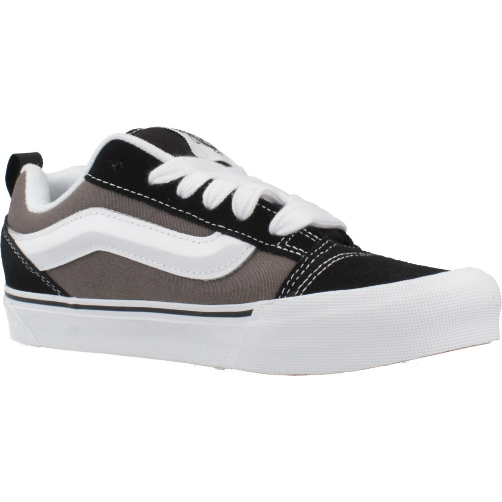 VANS KNU SKOOL en color NEGRO (5)