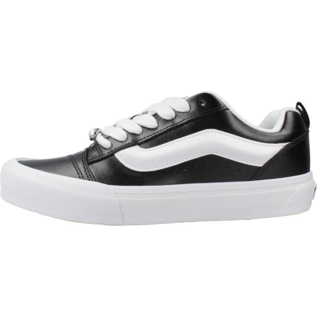 VANS KNU SKOOL en color NEGRO (2)