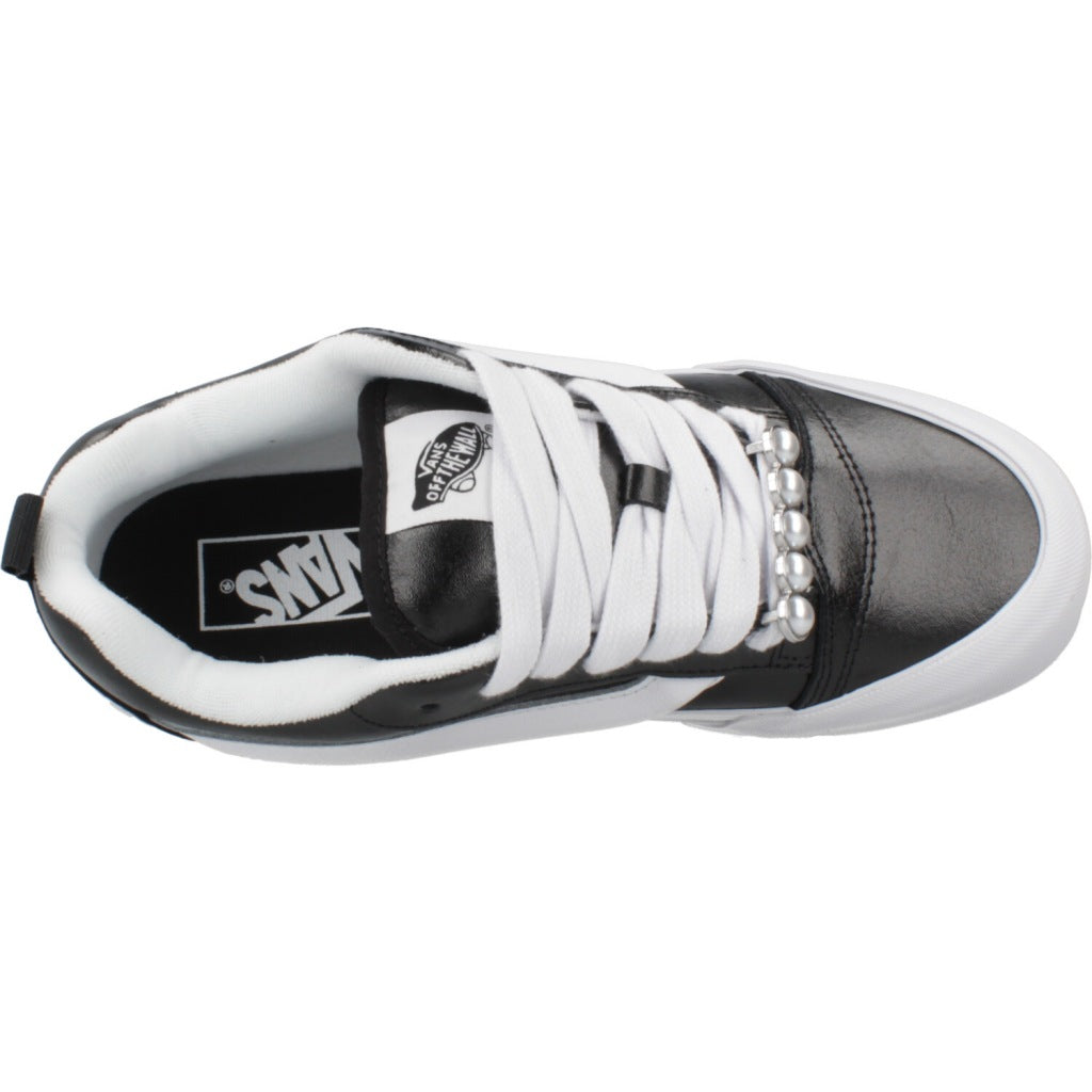 VANS KNU SKOOL en color NEGRO (7)