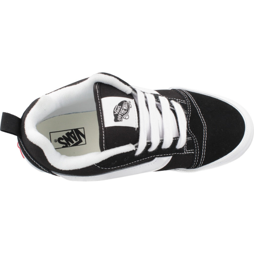 VANS KNU SKOOL en color NEGRO (7)