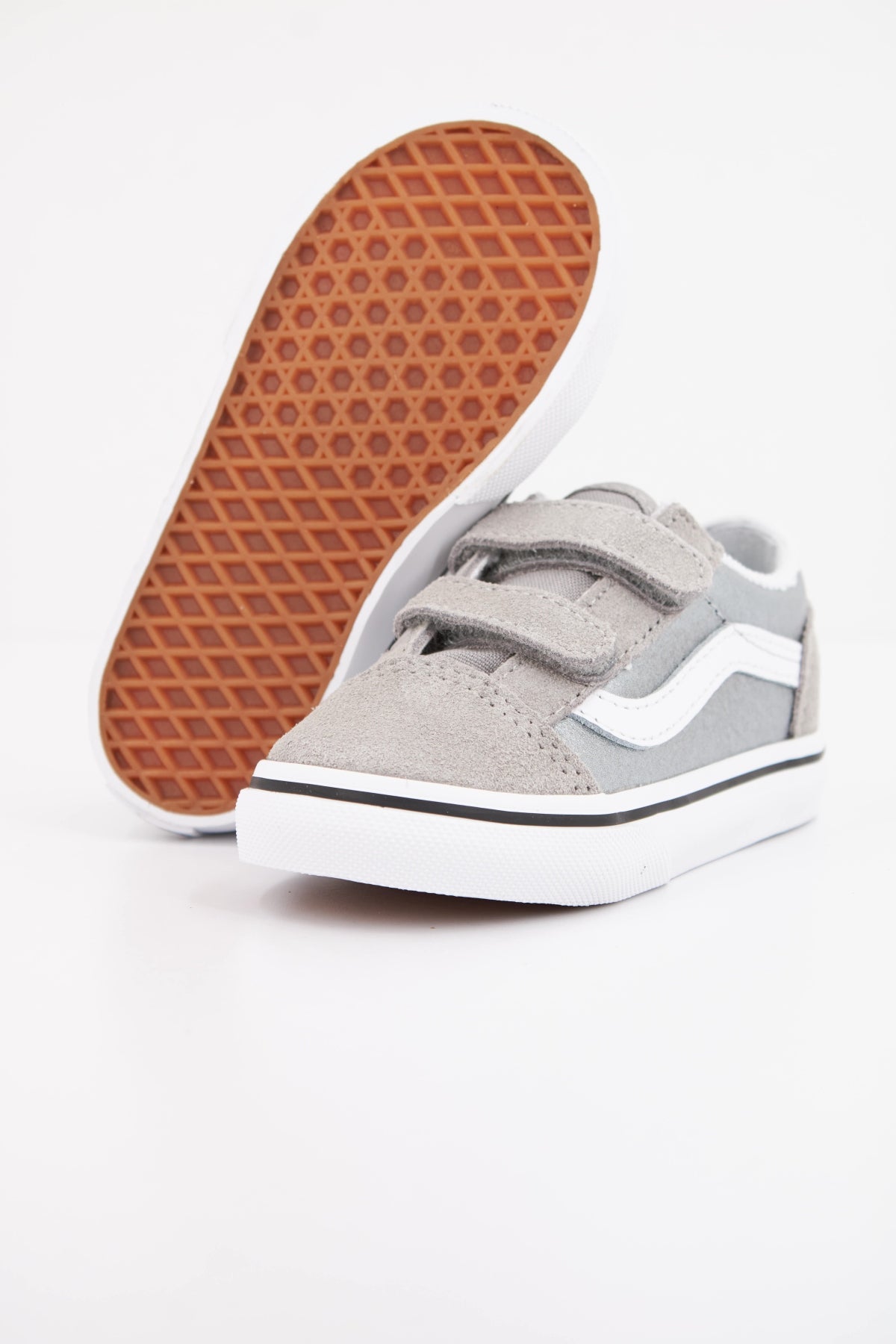 VANS OLD SKOOL V MTLC en color PLATA (5)