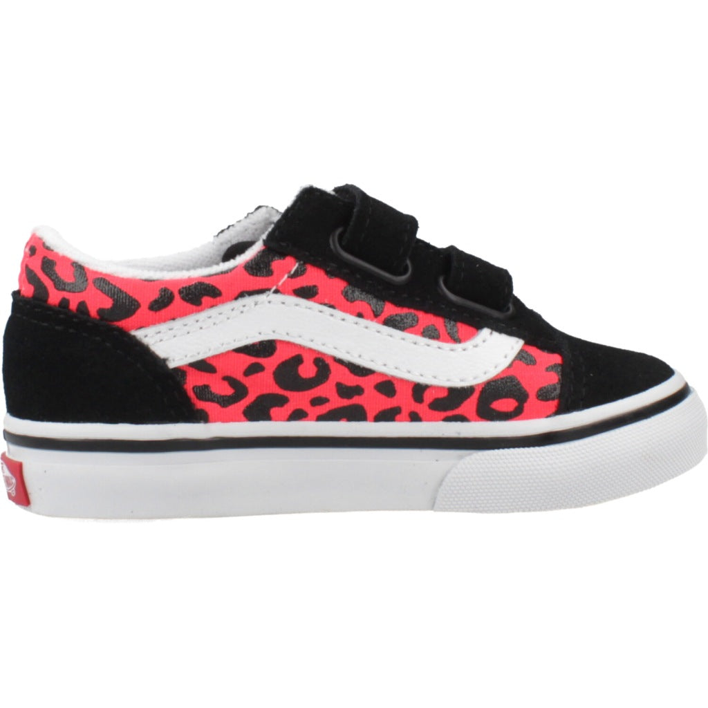 VANS OLD SKOOL V en color NEGRO (4)