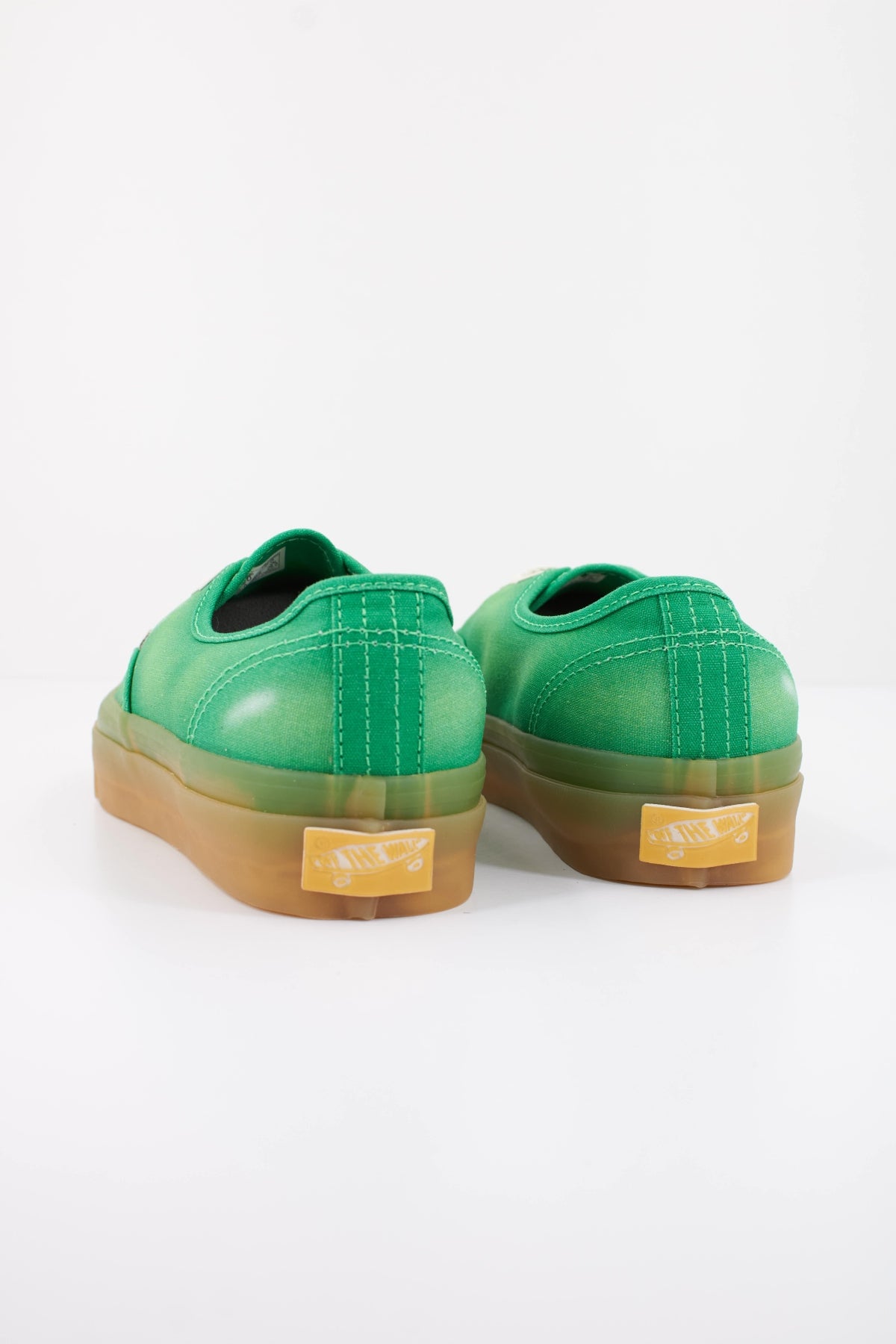 VANS LX AUTHENTIC EK PUN en color VERDE (4)