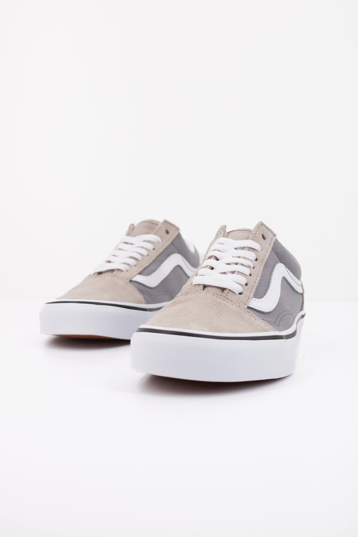 VANS OLD SKOOL TONE en color GRIS (2)