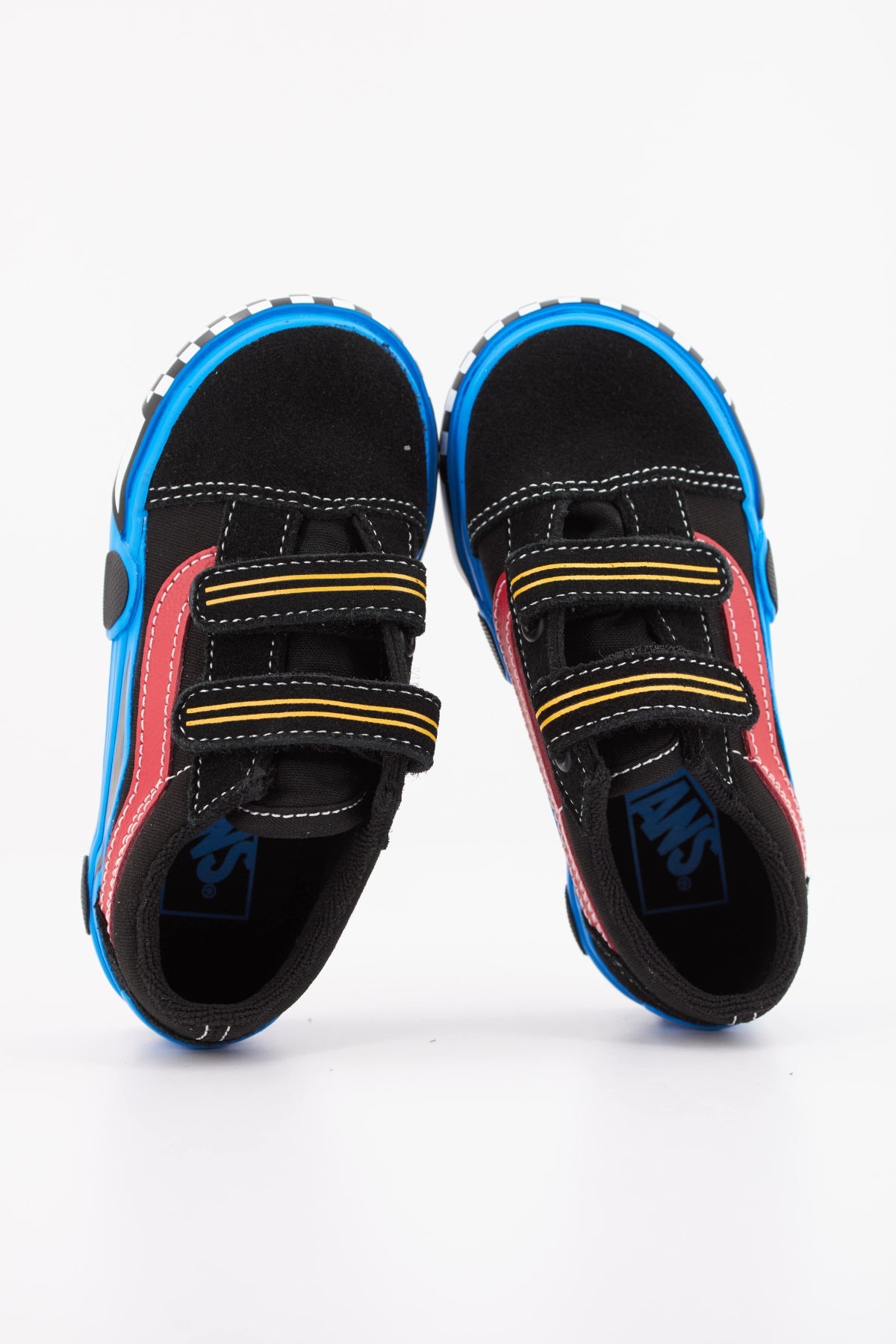 VANS OLD SKOOL V CAR en color NEGRO (3)