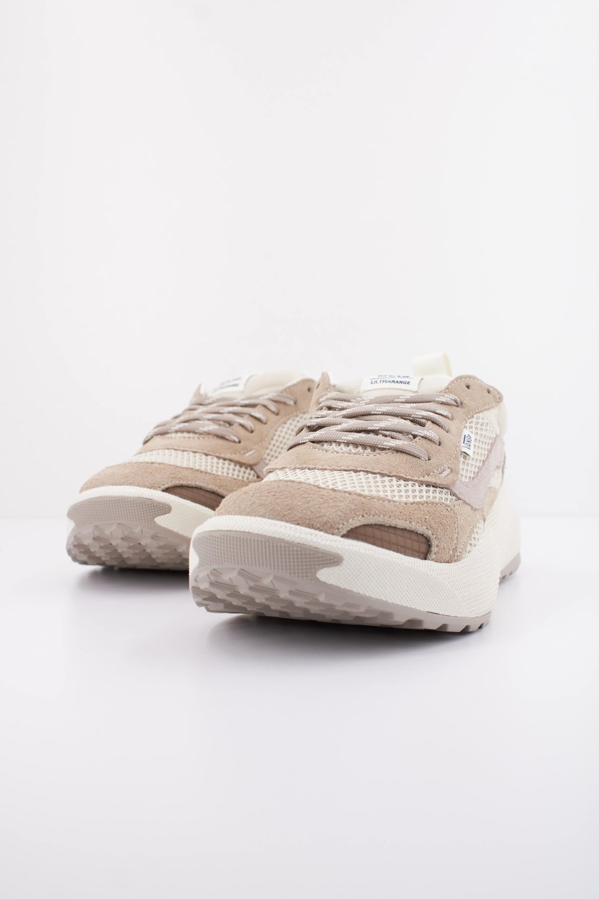 VANS ULTRARANGE NEO . en color MARRON CLARO (2)