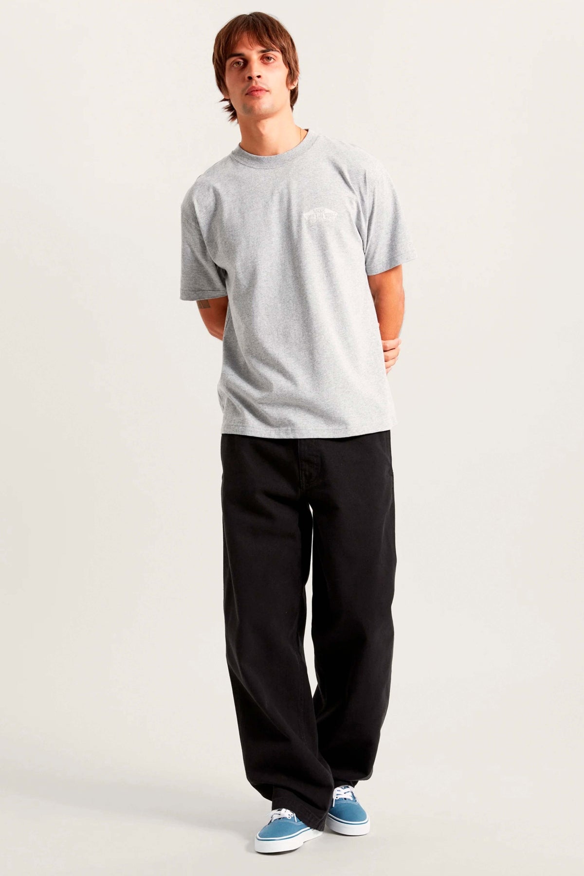 VANS VNSYDATH en color GRIS (1)