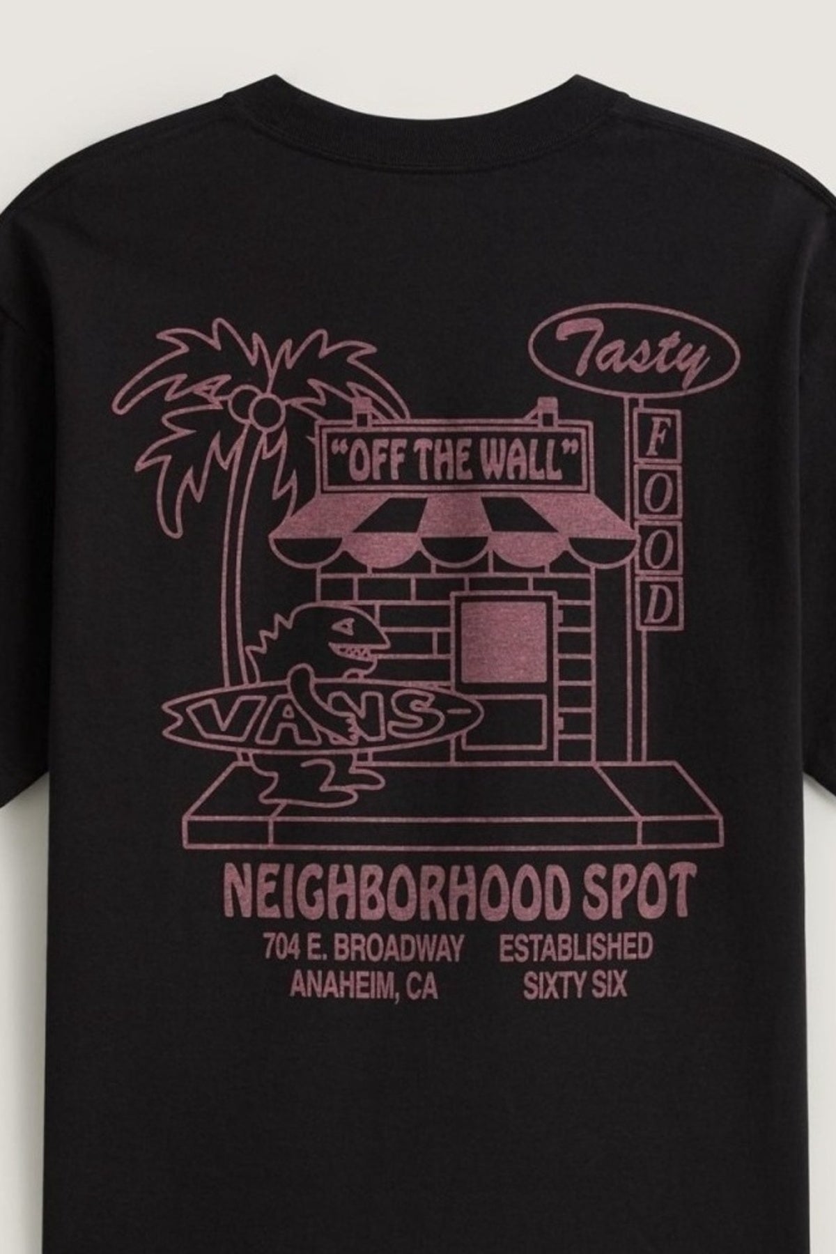 VANS VNBLK FOOD SPOT SS TEE en color NEGRO (3)