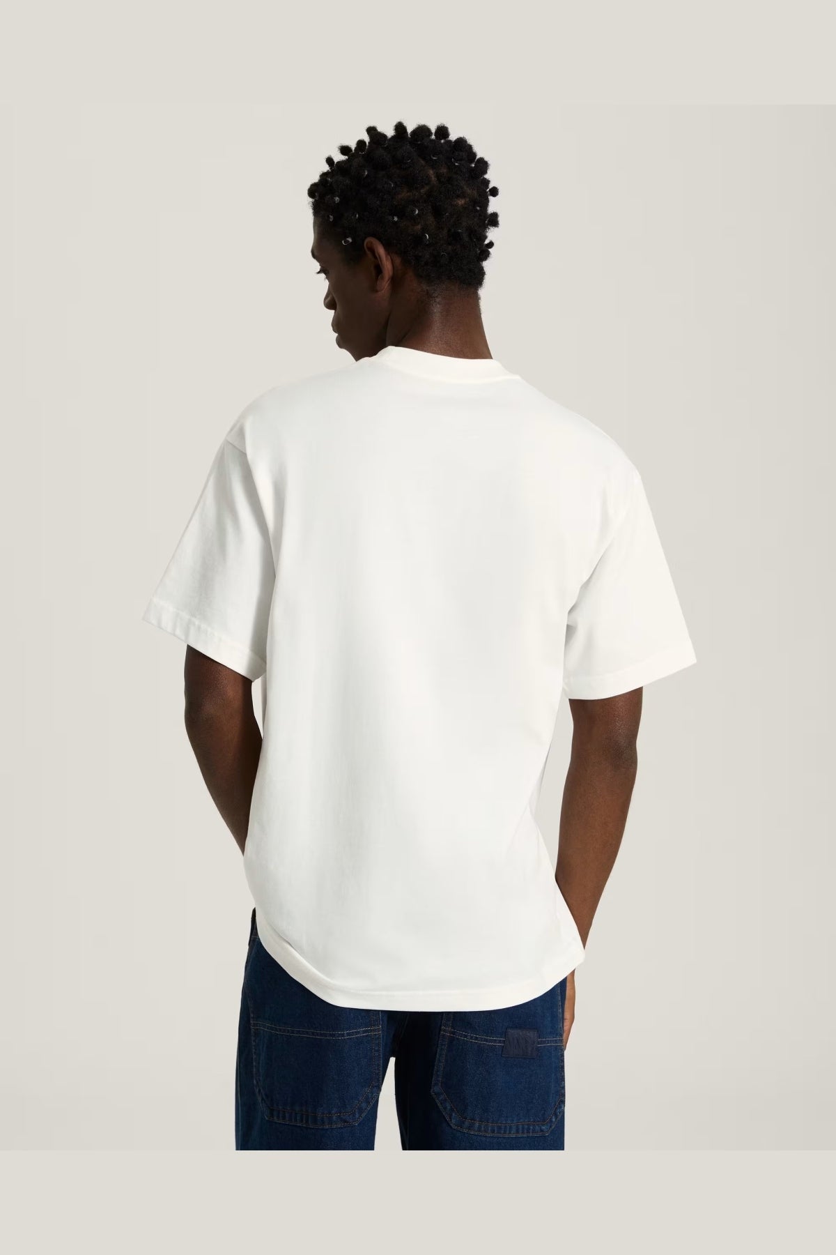 VANS VNFFWHT LEFT CHEST II LOOSE SS en color BLANCO (2)