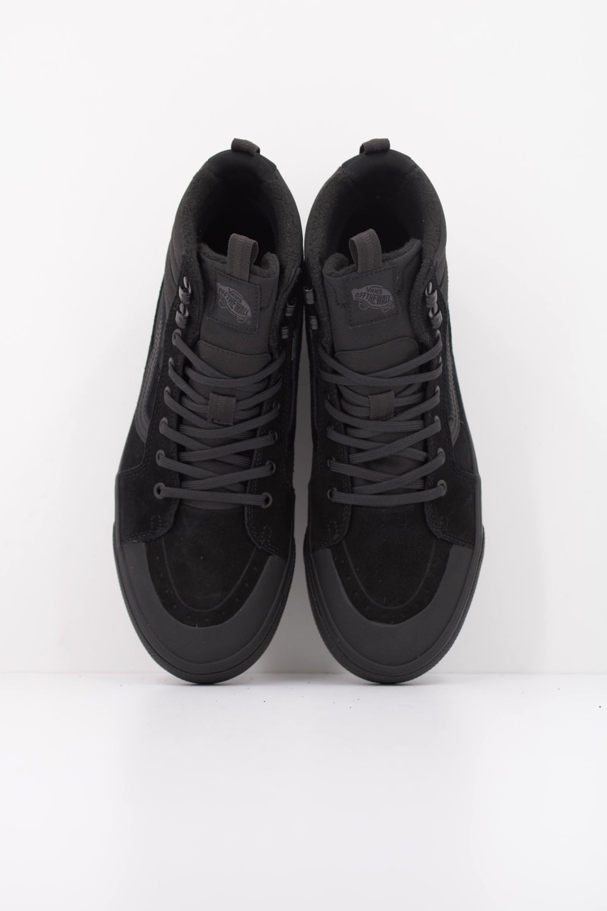 VANS VNDAQBKA SK HI WATERPROOF INSU en color NEGRO (3)
