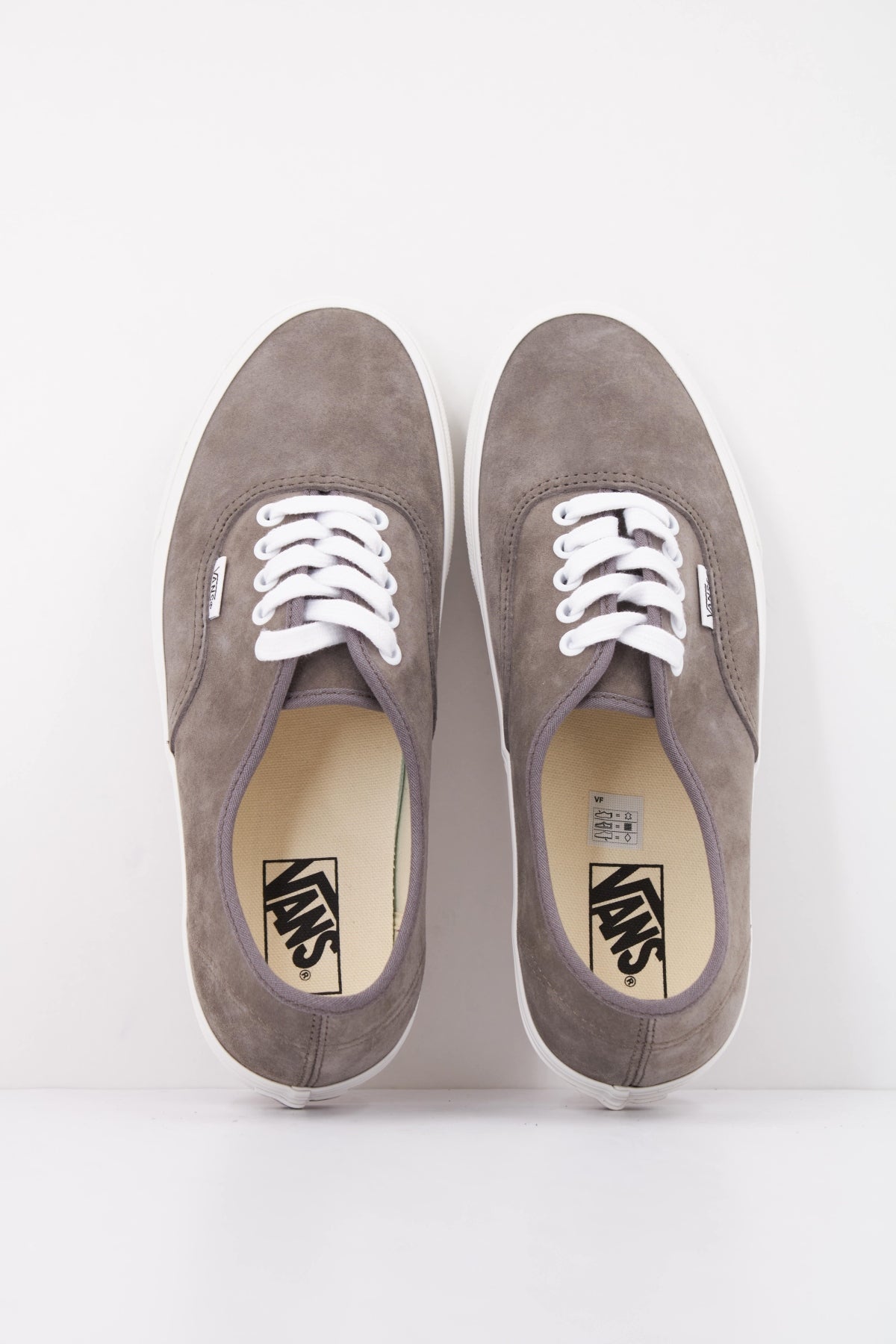VANS VNDYJC AUTHENTIC en color GRIS (3)