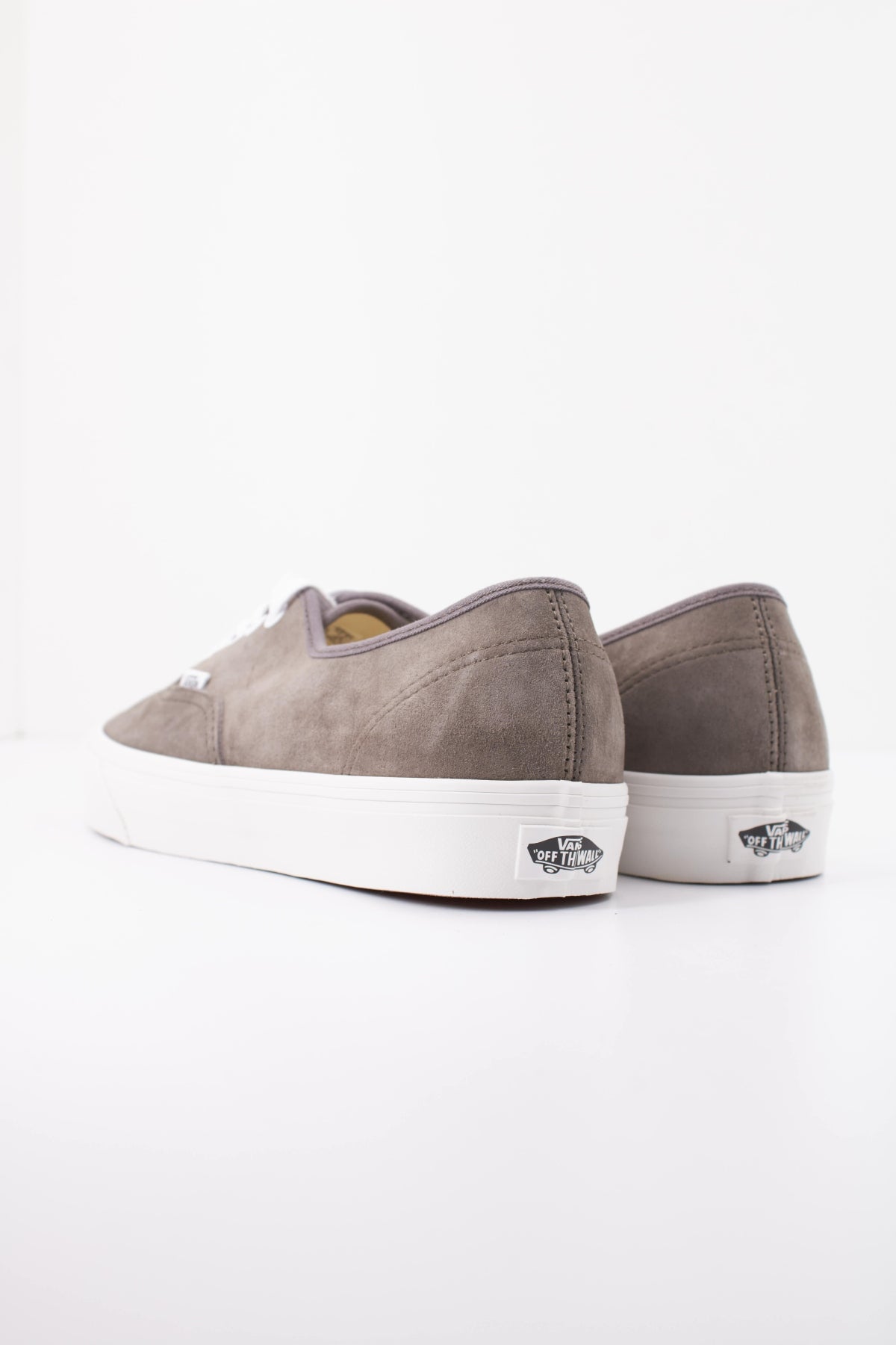 VANS VNDYJC AUTHENTIC en color GRIS (4)