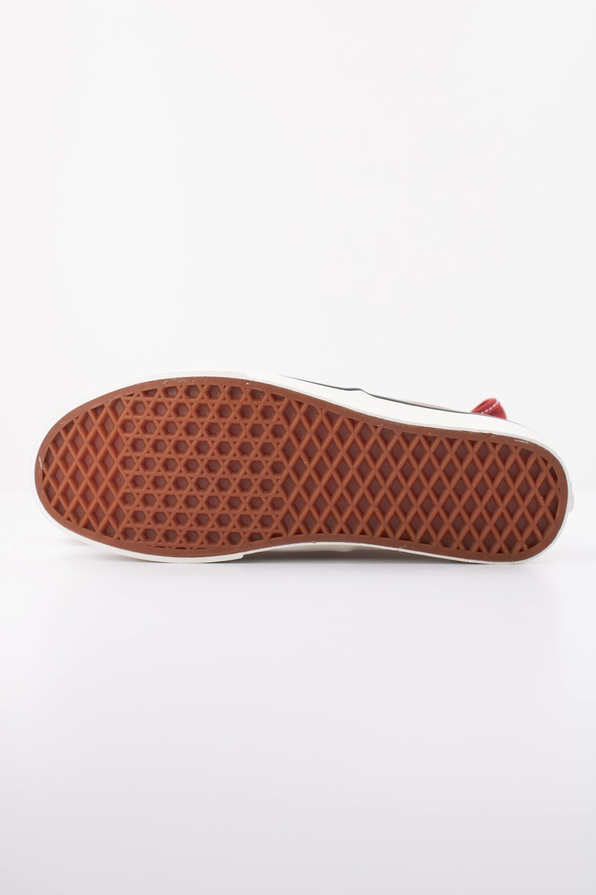 VANS VNZGWR AUTHENTIC en color ROJO (5)