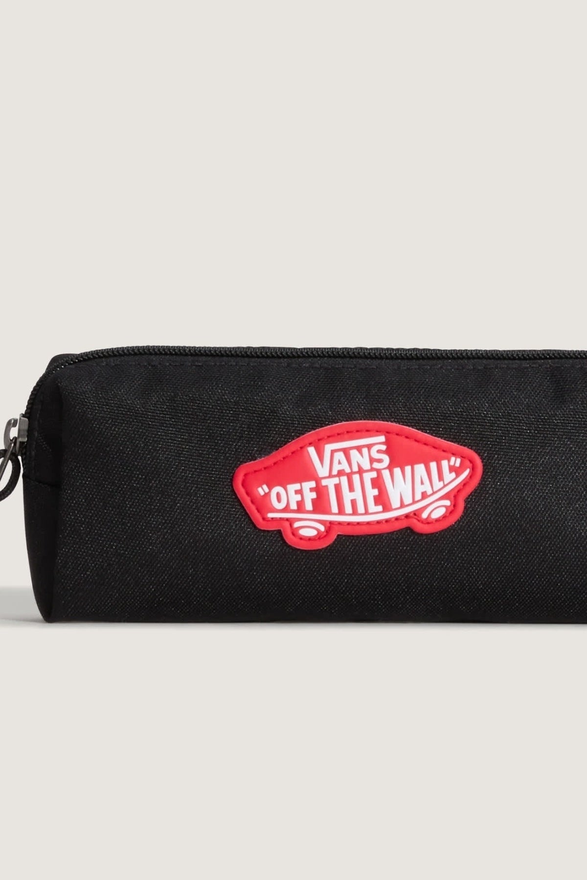 VANS VNHAT OLD SKOOL PENCIL POUCH en color NEGRO (3)