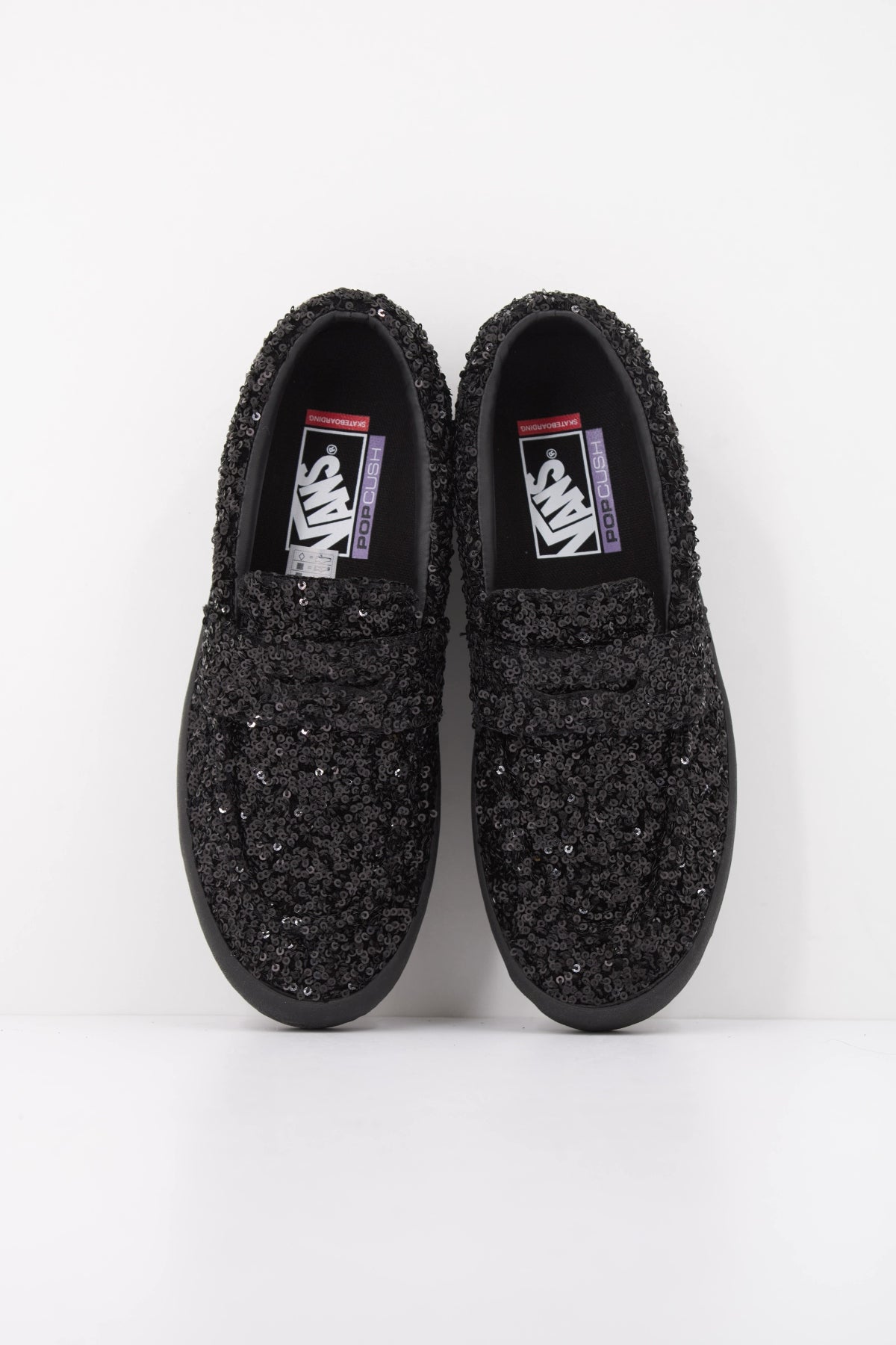 VANS VNZBLK en color NEGRO (3)