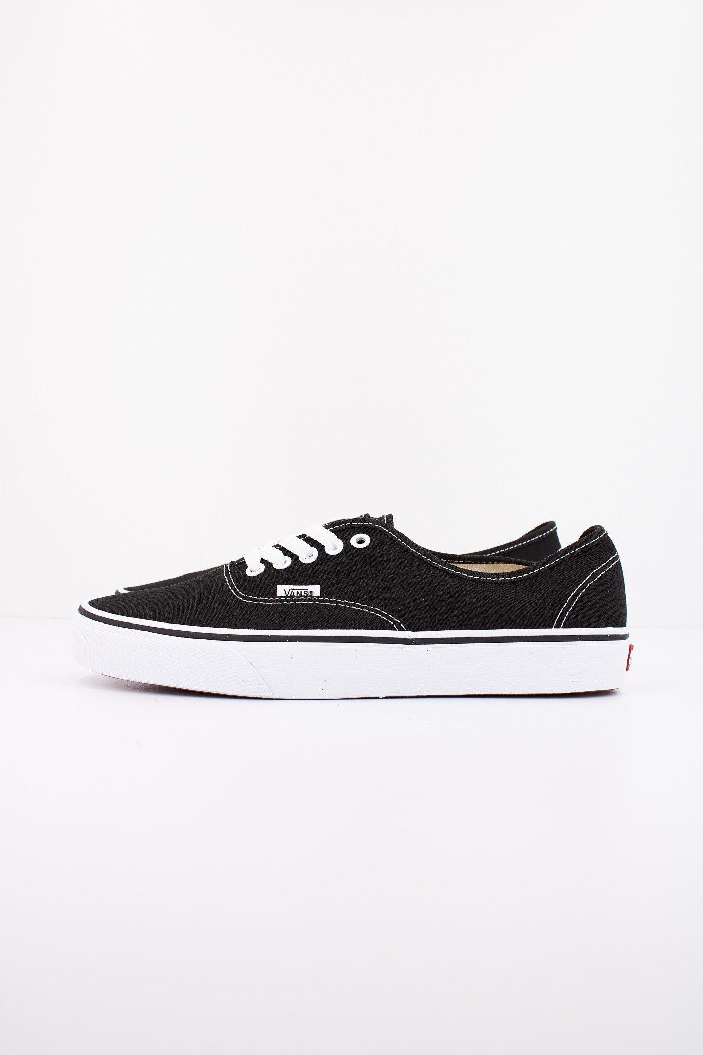 VANS AUTHENTIC en color NEGRO (1)