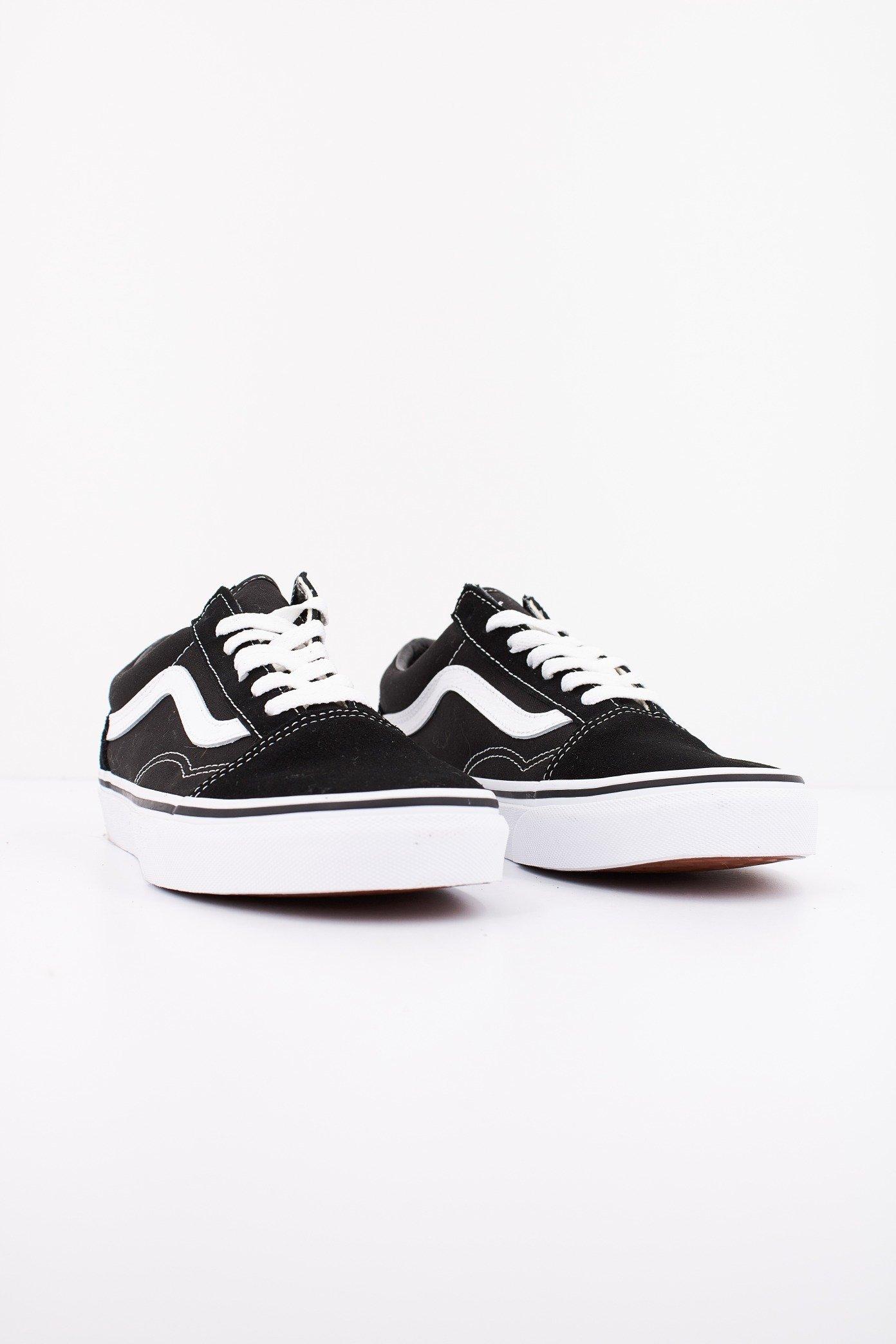 VANS OLD SKOOL en color NEGRO (2)