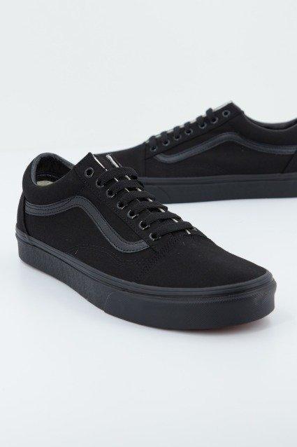 VANS OLD SKOOL en color NEGRO (1)