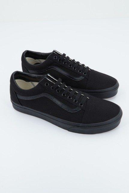VANS OLD SKOOL en color NEGRO (4)