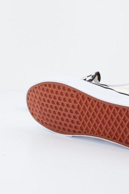 VANS CLASSIC SLIP-ON en color BLANCO (4)
