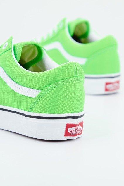 VANS UA OLD SKOOL en color VERDE (3)