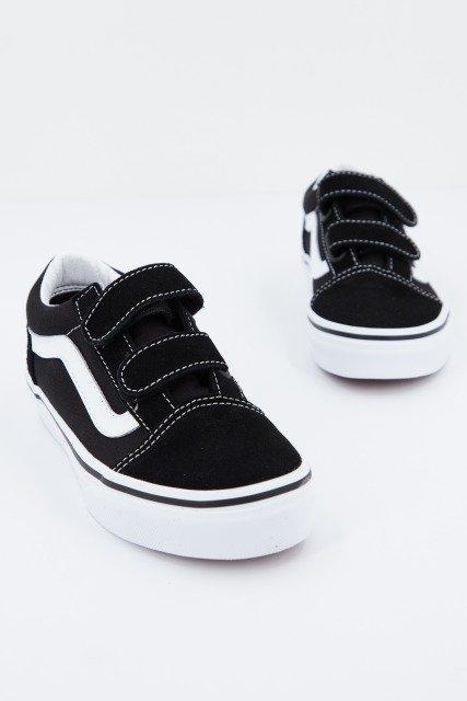 VANS OLD SKOOL V en color NEGRO (2)