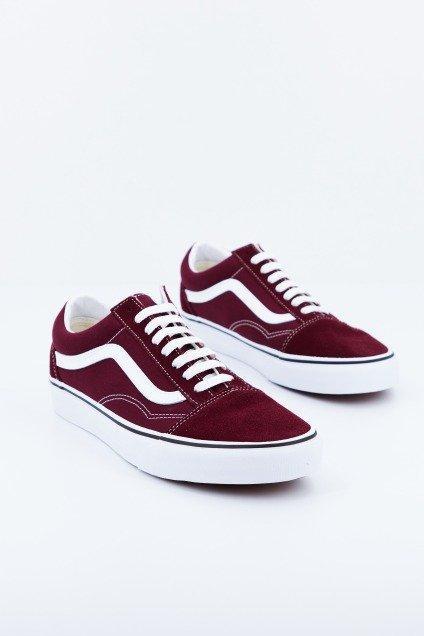 VANS VNAGU en color BURDEOS (2)