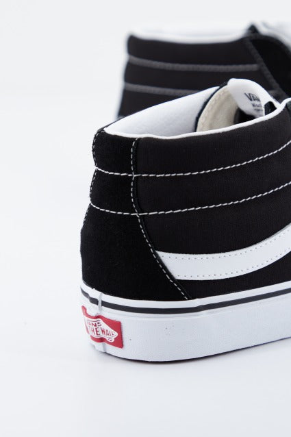 VANS UA SK-MID en color NEGRO (3)
