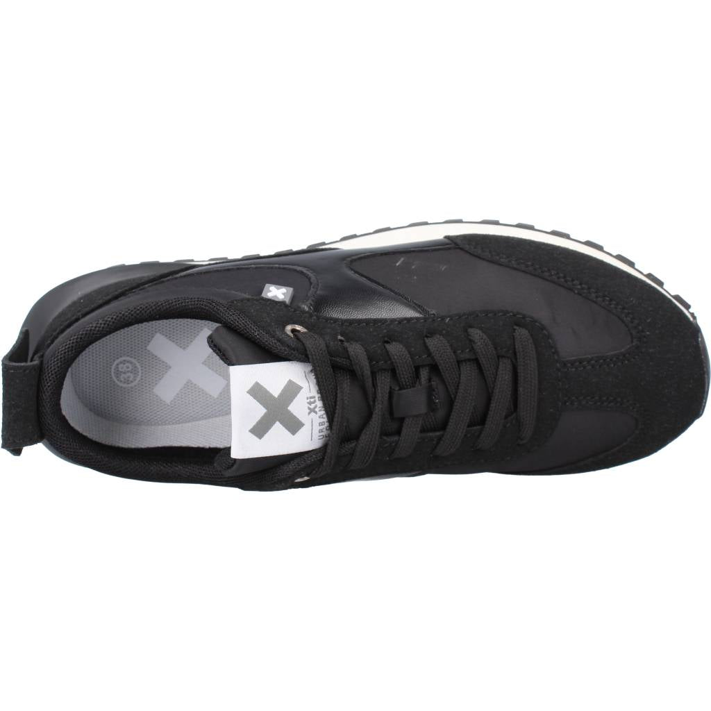 XTI X en color NEGRO (7)