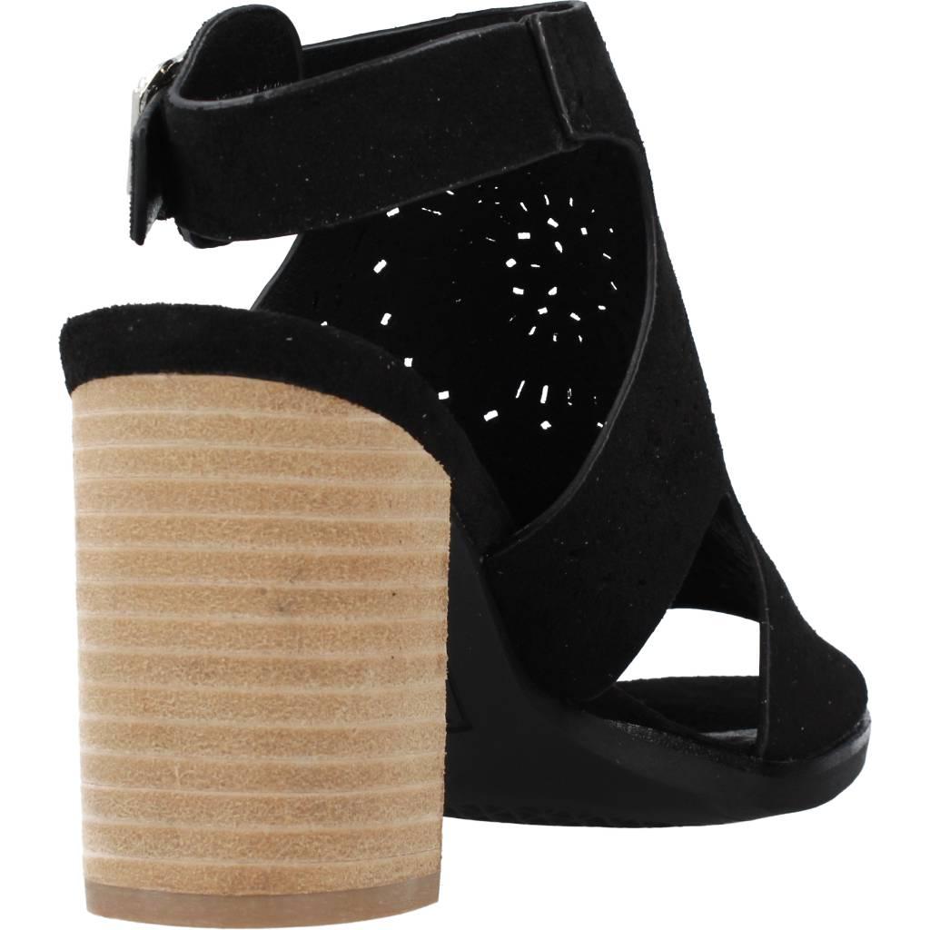 XTI X en color NEGRO (3)