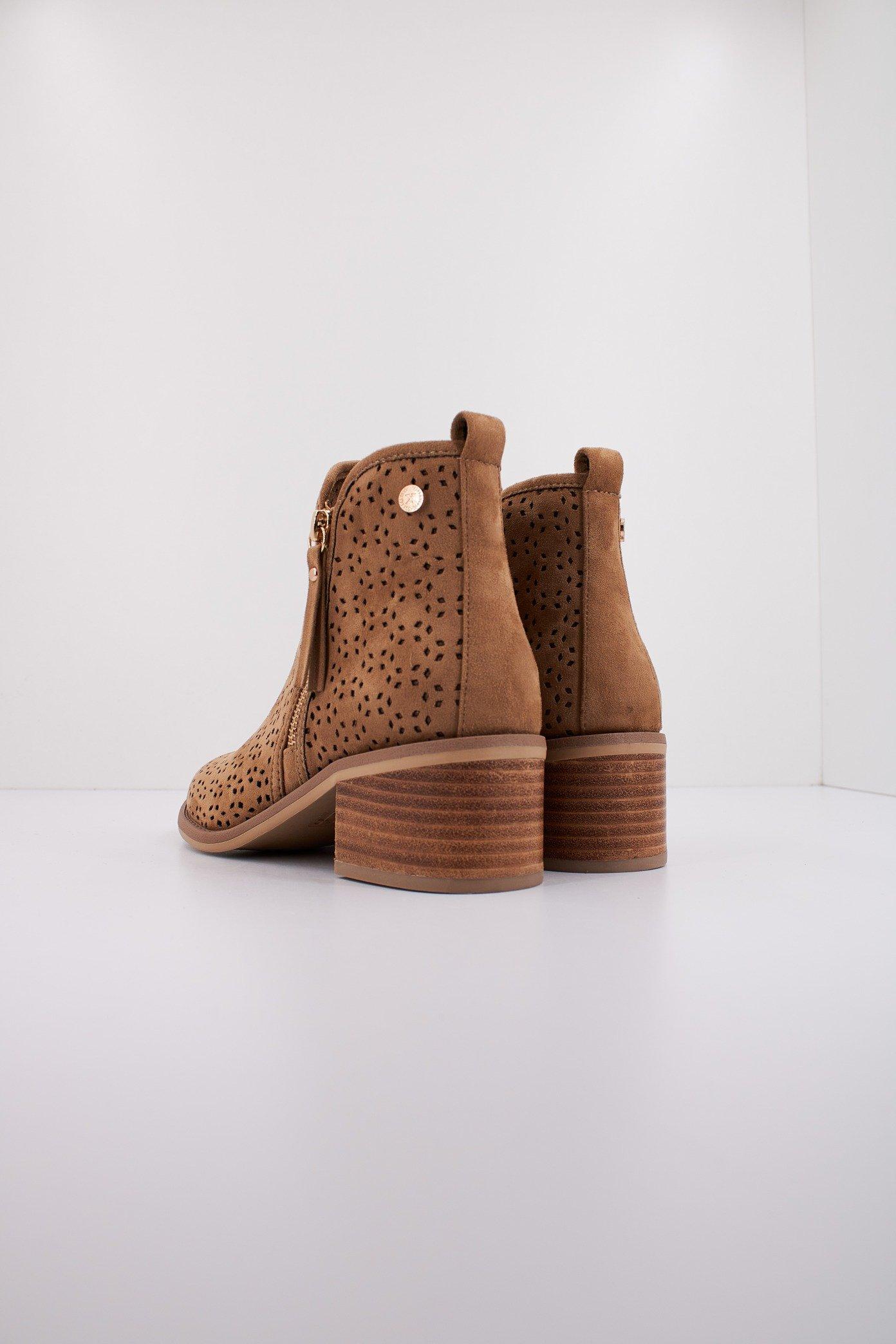 XTI X en color MARRON (3)