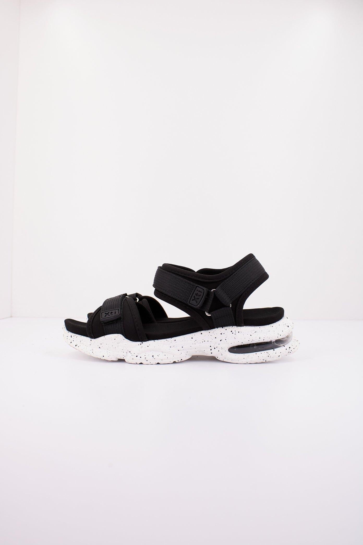 XTI X en color NEGRO (1)