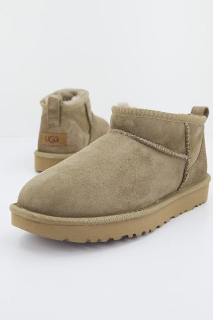 UGG W CLASSIC ULTRA MINI en color MARRON CLARO (1)