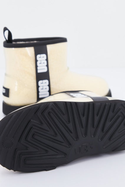UGG K CLASSIC CLEAR MINI II en color BEIS (4)