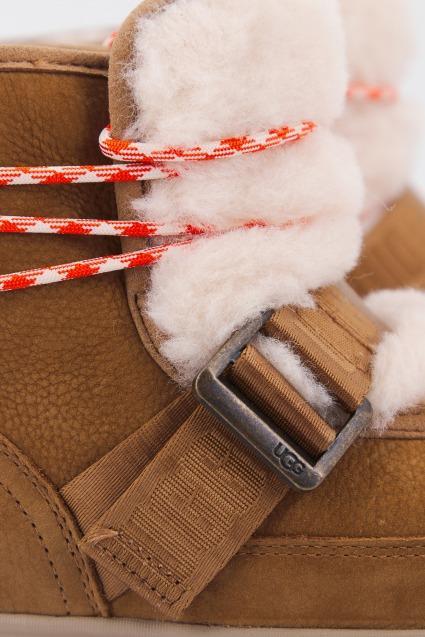 UGG W CLASSIC WEATHER HIKER en color MARRON (4)