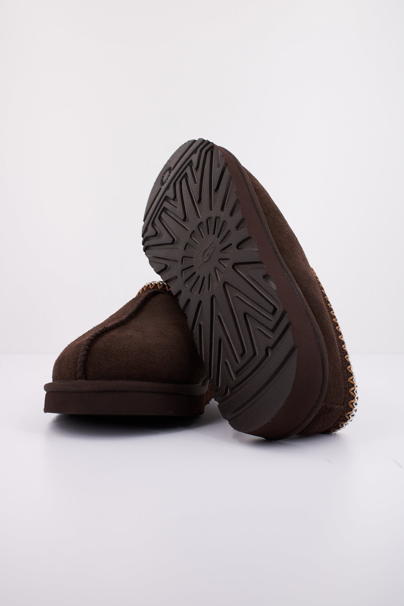 UGG M TASMAN en color MARRON (5)
