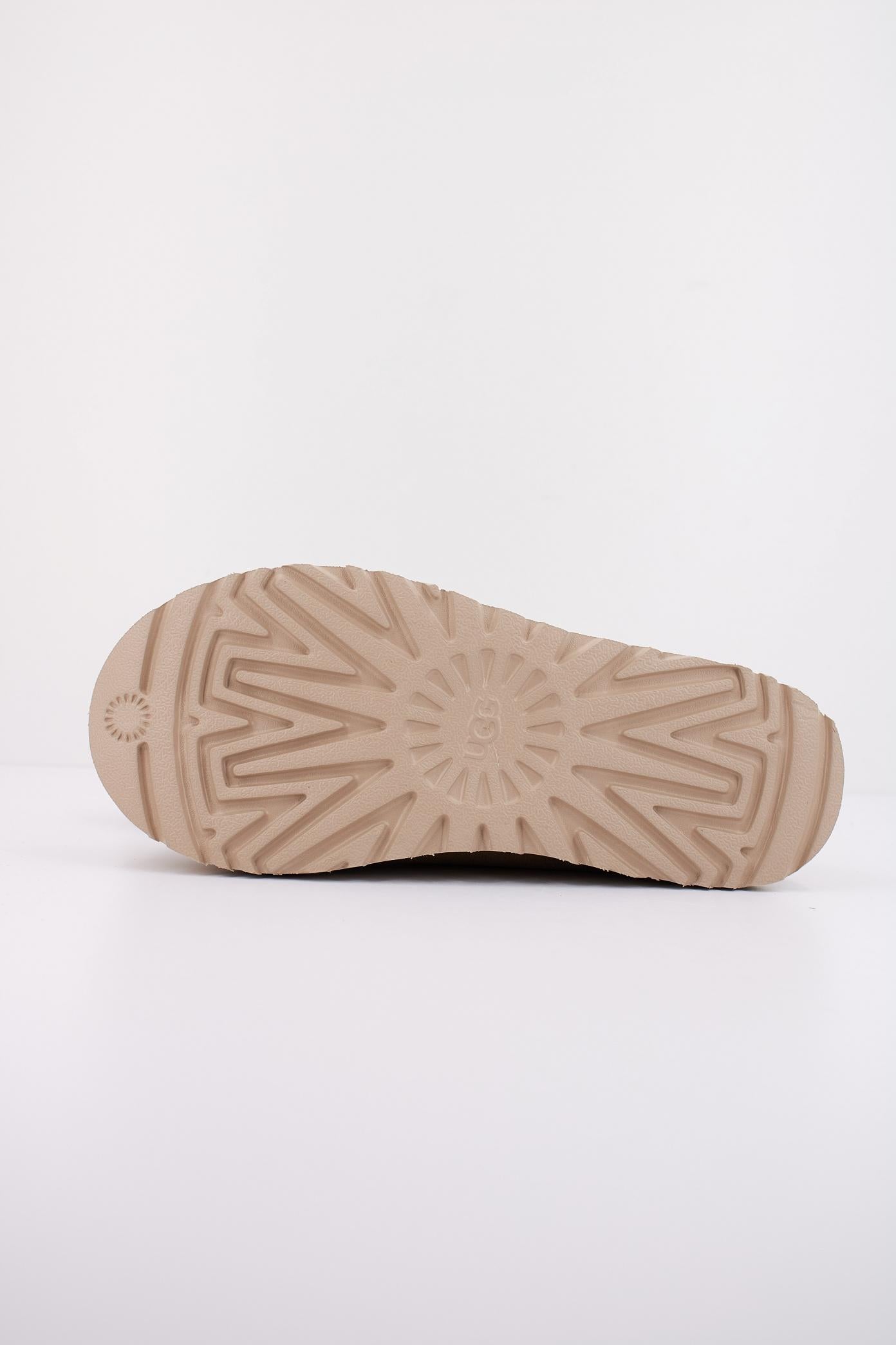 UGG W TASMAN en color VERDE (5)