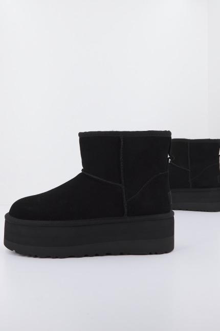 UGG W CLASSIC MINI PLATFORM en color NEGRO (2)