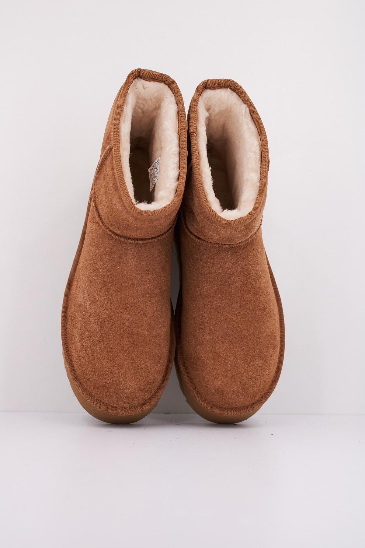 UGG W CLASSIC MINI PLATFORM en color MARRON CLARO (3)
