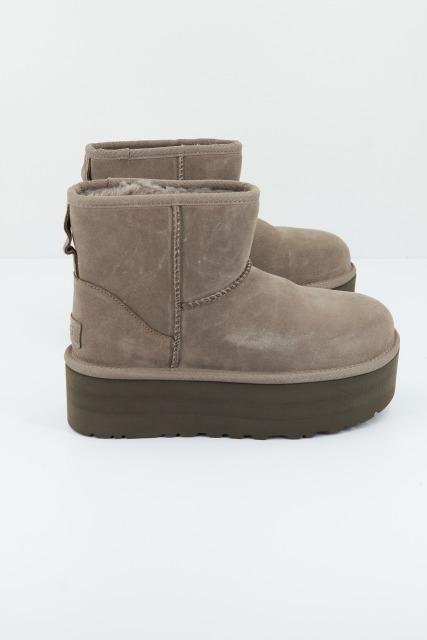UGG W CLASSIC MINI PLATFORM en color GRIS (2)