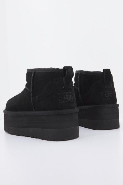 UGG W CLASSIC ULTRA MINI PLATF en color NEGRO (3)