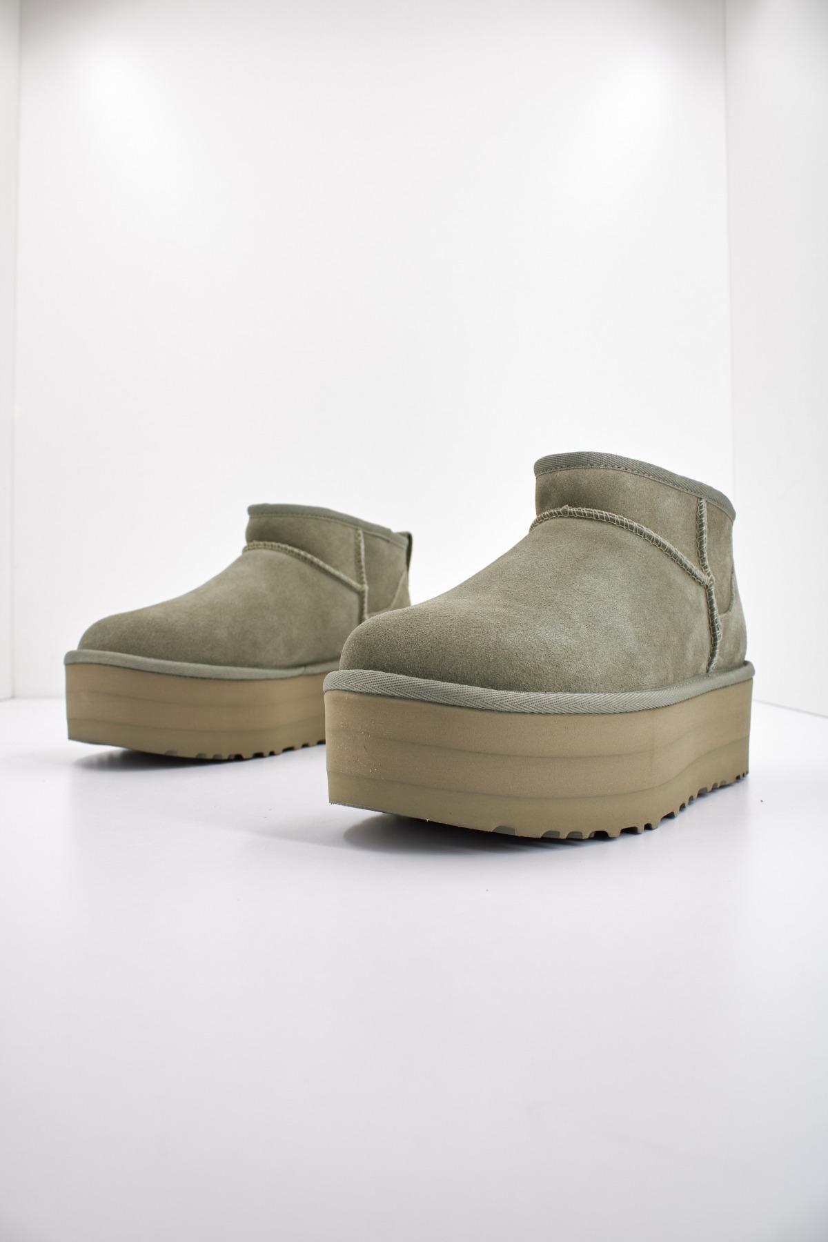 UGG W CLASSIC ULTRA MINI PLATF en color VERDE (2)