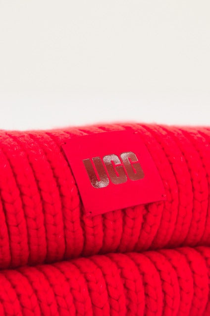 UGG CHUNKY RIB KNIT SCARF en color ROJO (4)