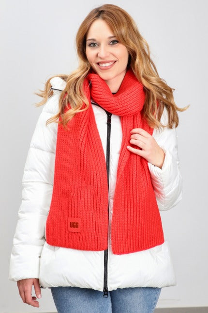 UGG CHUNKY RIB KNIT SCARF en color ROJO (5)