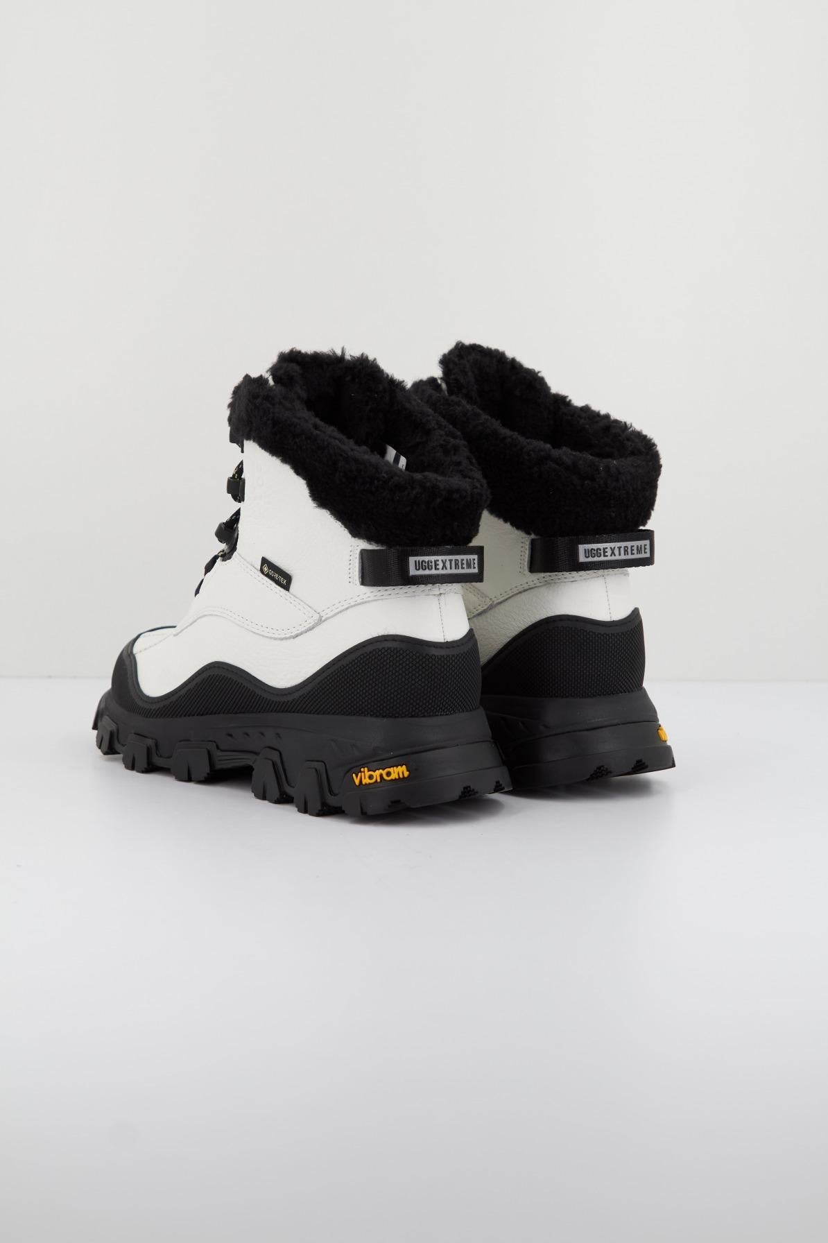 UGG W ADIRONDACK MERIDIAN HIKER en color BLANCO (3)
