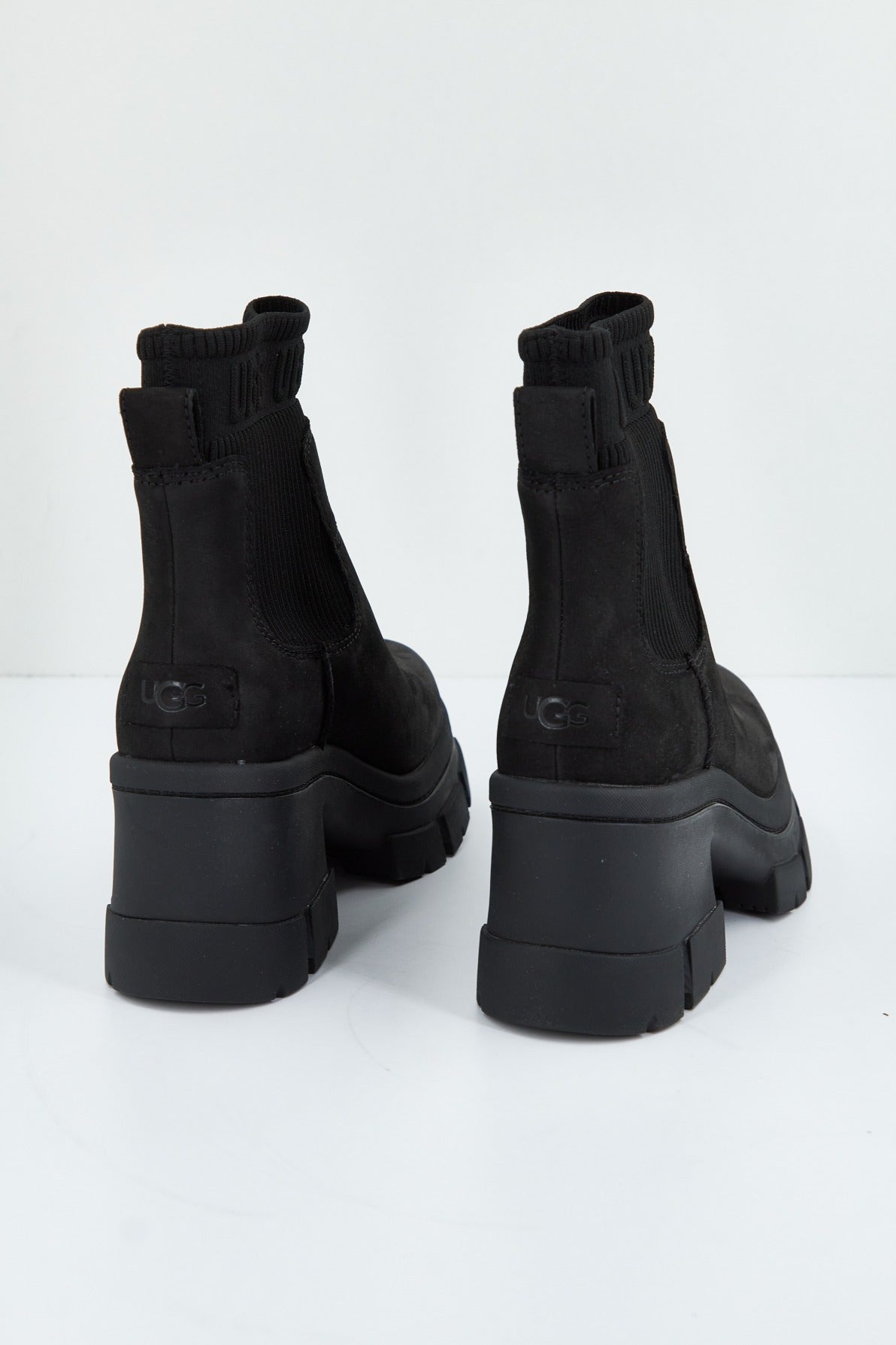 UGG W BROOKLYN CHELSEA en color NEGRO (4)